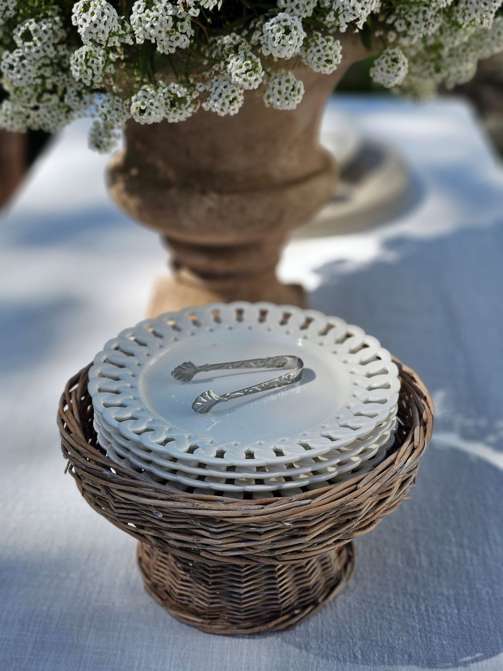 Antique White Keepsake Dessert Plate with Lattice Trim