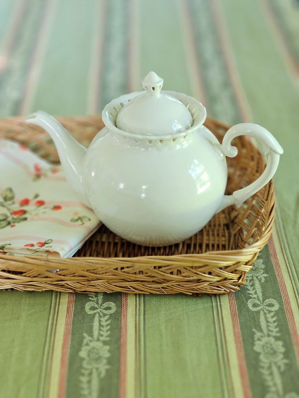 Antique White Keepsake Teapot with Pierced Lace Trim