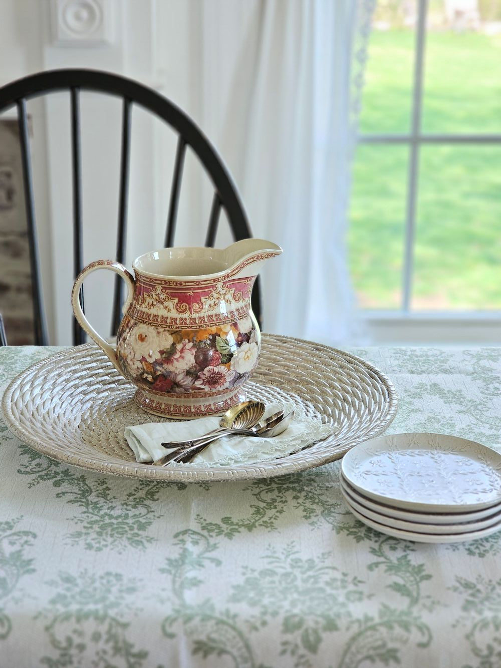 Weathered White Basket Weave Plate Tray