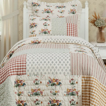 Cottage Rose Patchwork Quilt Twin 3 Piece Set