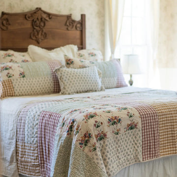 Cottage Rose Patchwork Quilt