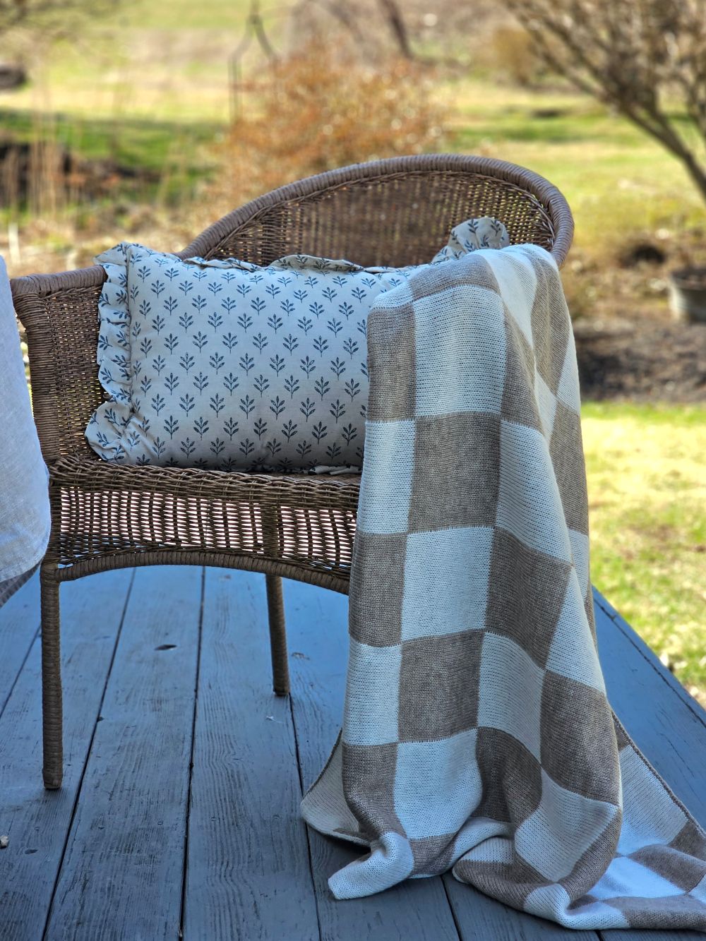 Knit Beige and Cream Checkered Throw Blanket