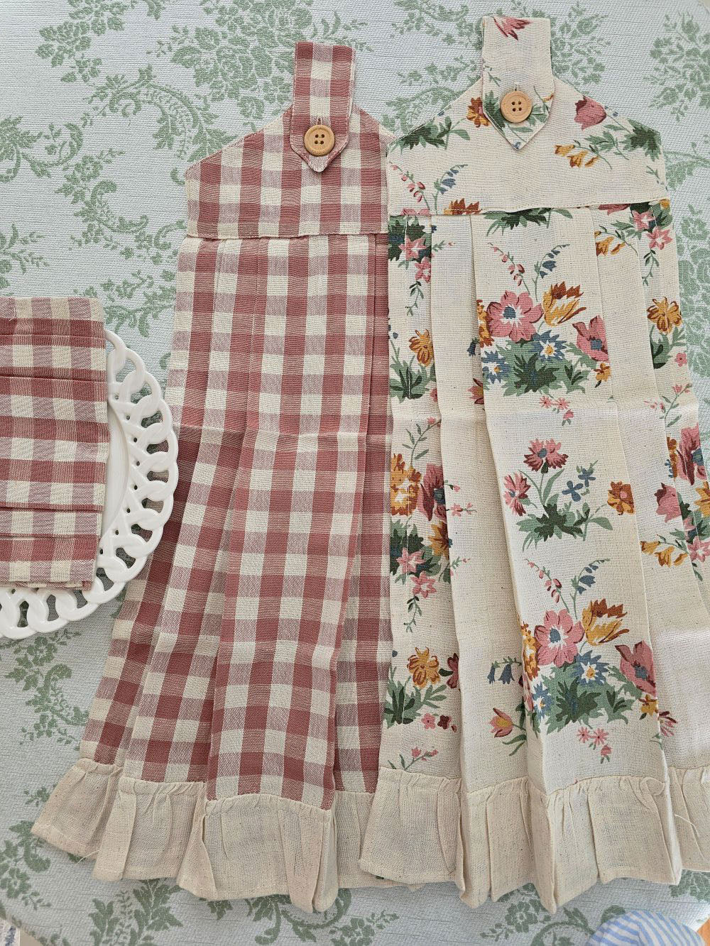Cottage Rose Kitchen Towel Set