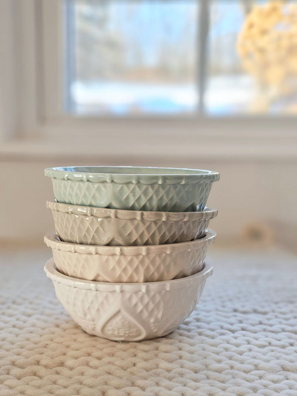 Vintage Style Ceramic Dessert Bowl