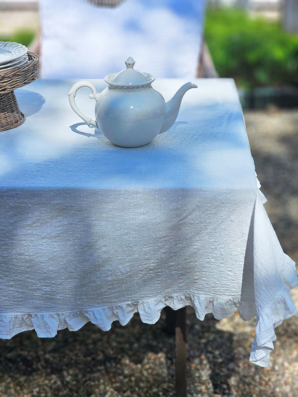 White Ruffle Prairie Tablecloth