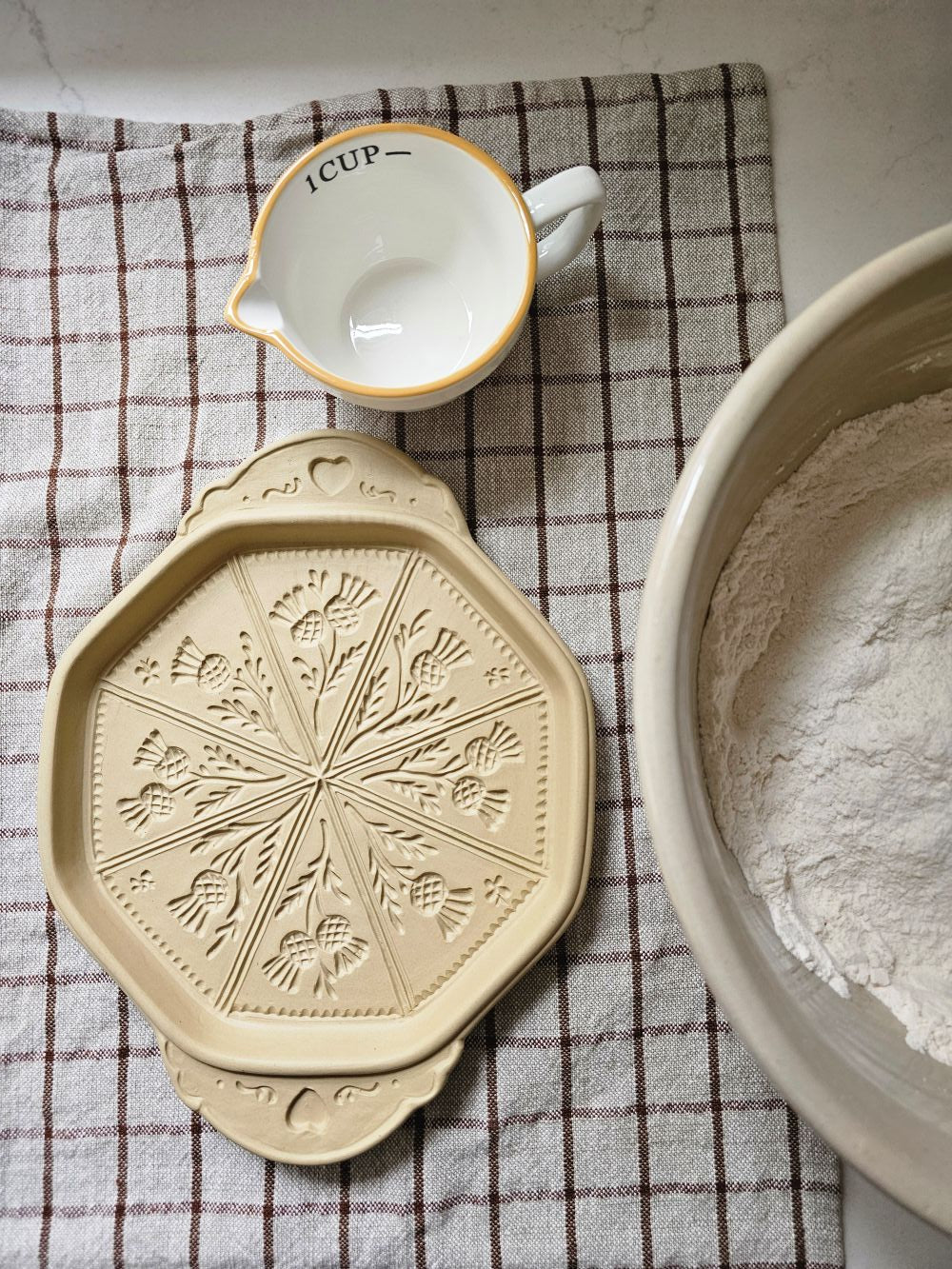 Stoneware Shortbread Pan
